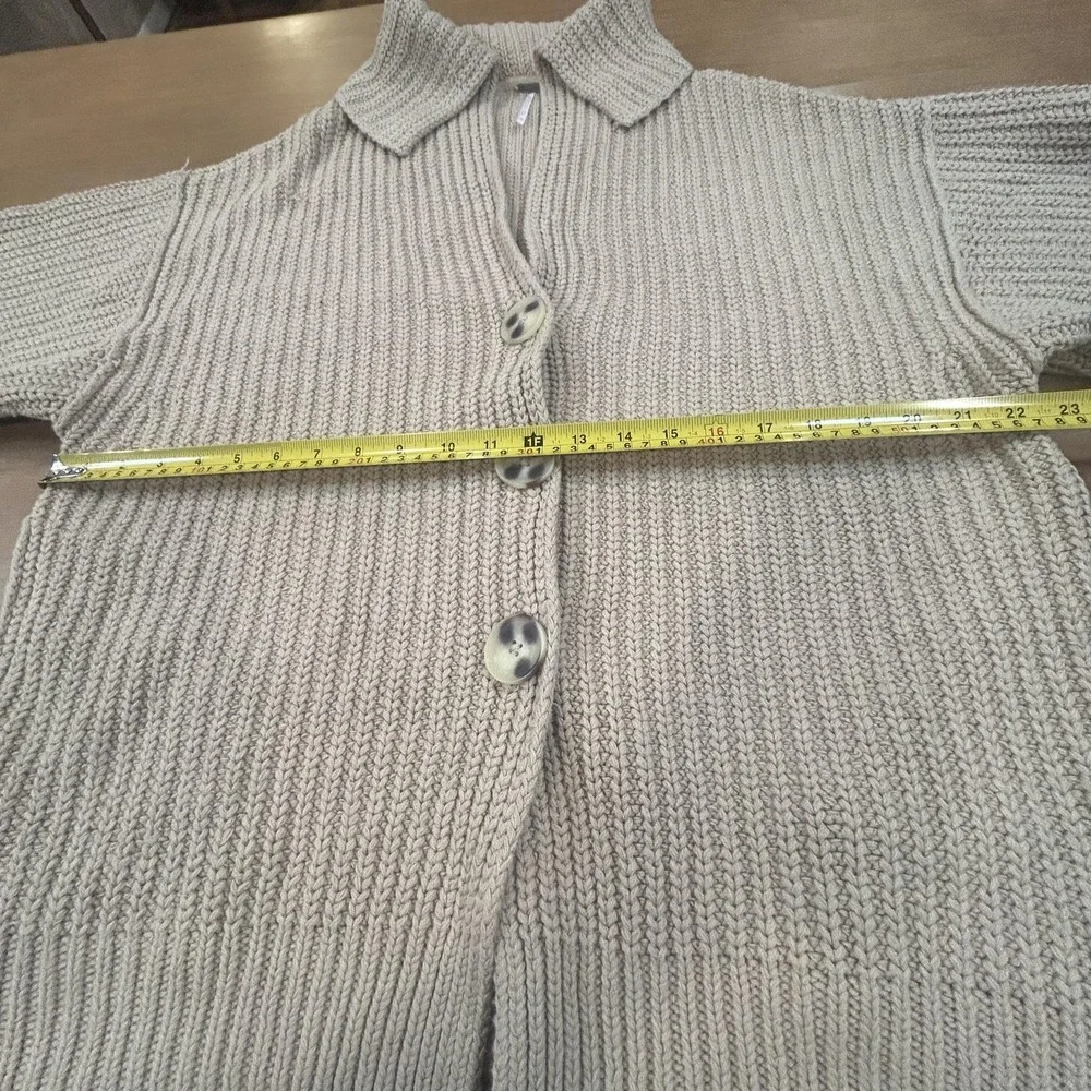 Free People Cardigan Sweater Womens XS Petite Beige Collared Chunky Knit Button